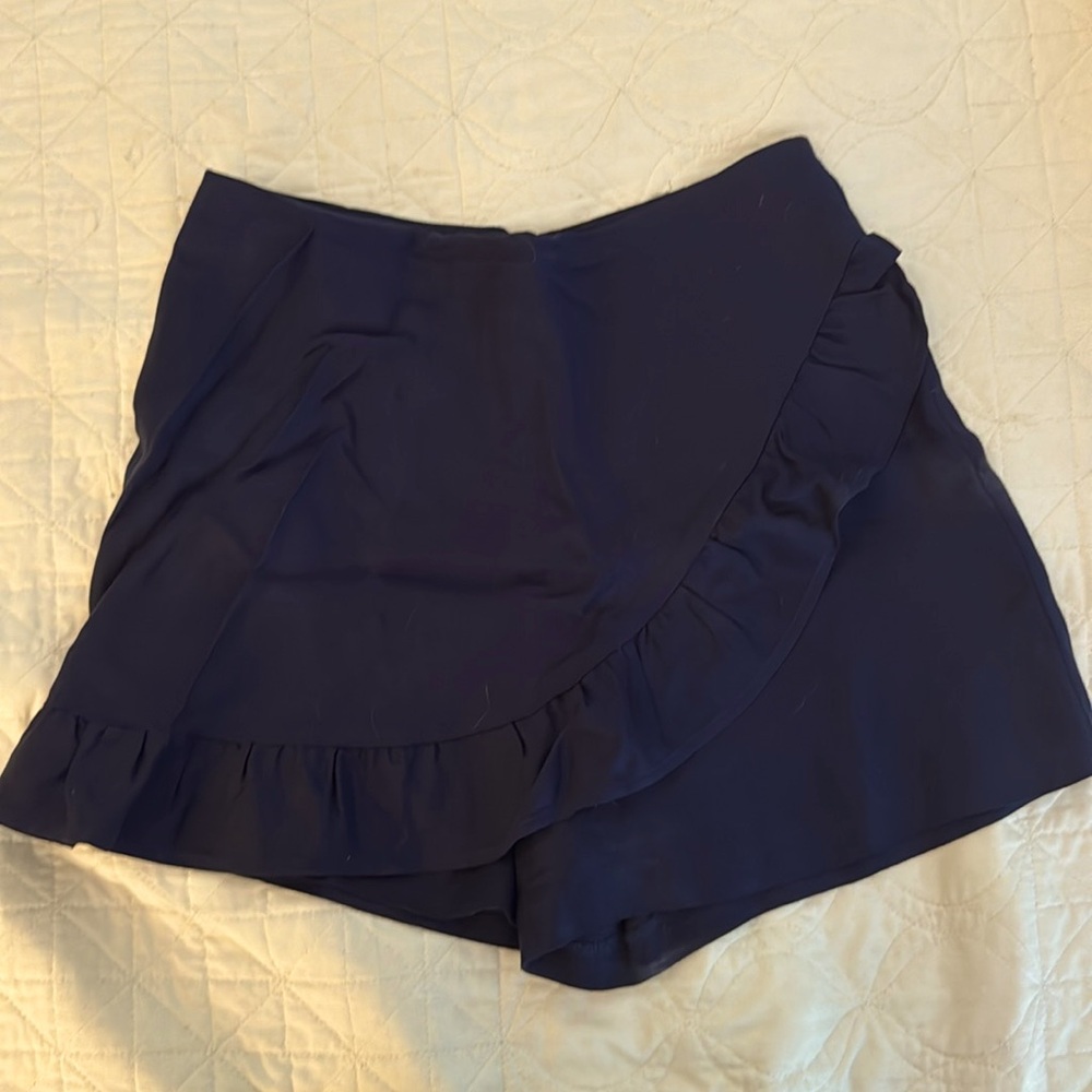 Lilly Pulitzer True Navy Faye Ruffle Front Skort Size 6